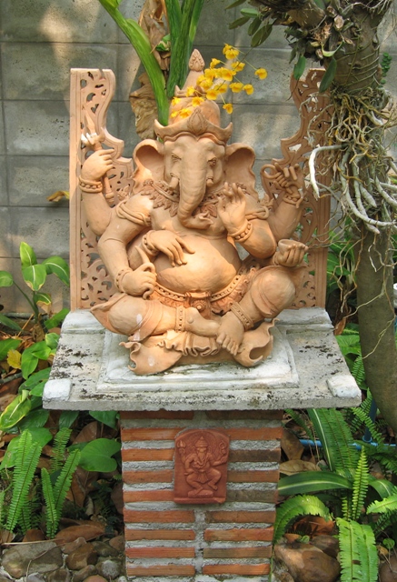 Celadon Ganesh from Sukothai Artist Home