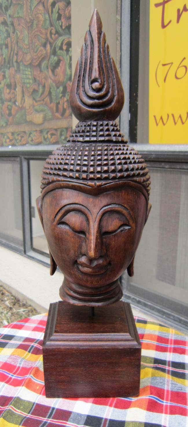  Buddha Head on stand